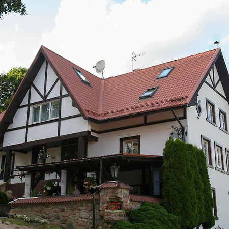 Hotel Pils Kandava Esterno foto