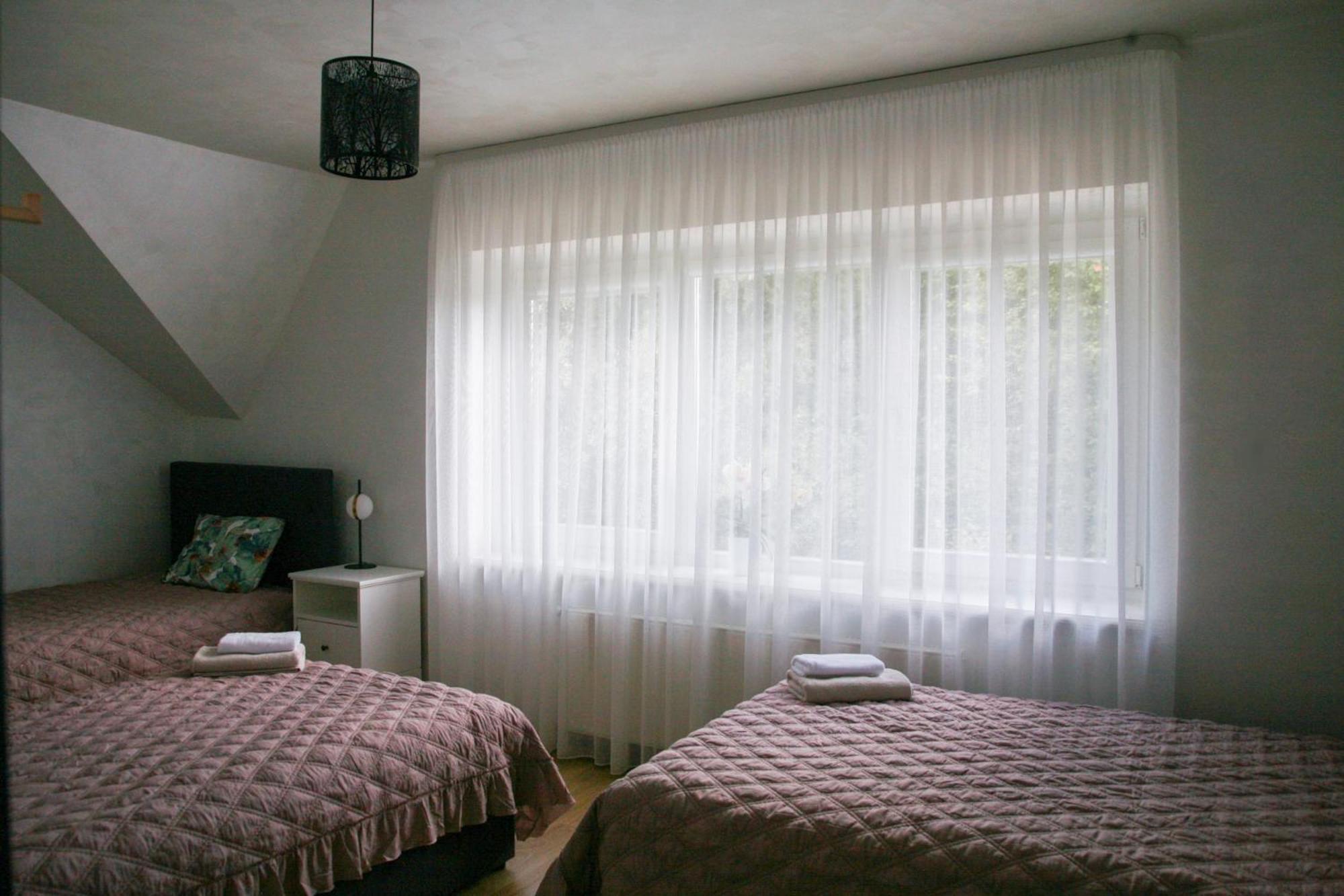 Hotel Pils Kandava Esterno foto