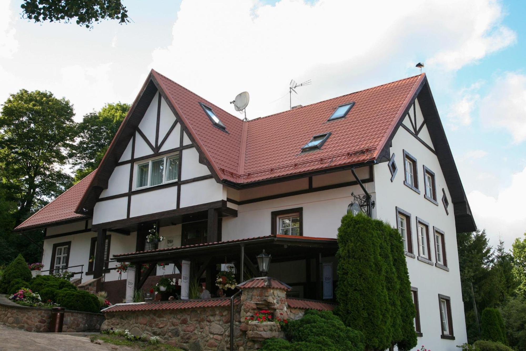 Hotel Pils Kandava Esterno foto